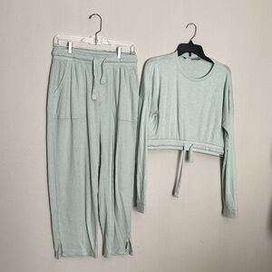 GUC M GYMSHARK blue slounge sweat pants with pockets and draw string highwaisted